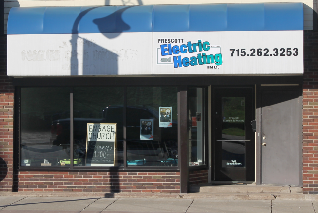 Picture of the storefront as seen from Broad Street.